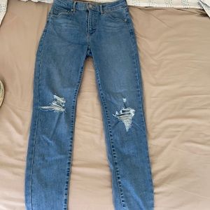 Levi’s super skinny skinny jean